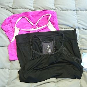 5/$25⭐  2-PACK Old Navy Workout Tops- XSMALL NWT